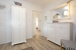 Garderobe und Schuhschrank